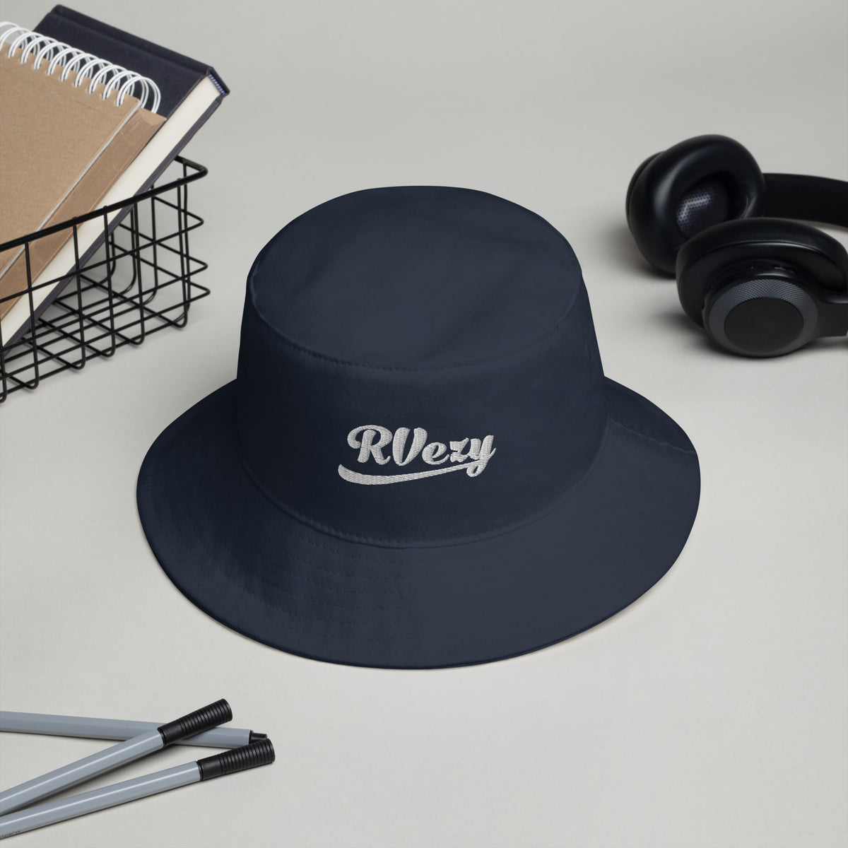 Bucket hat